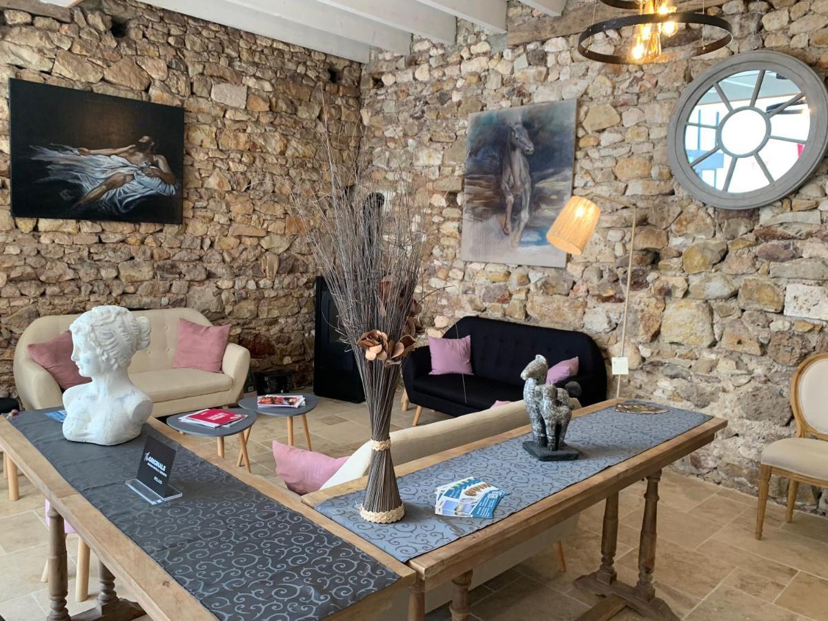 Le Manoir De Pierre Levee, The Originals Collection Hotel Tournon-Saint-Martin Buitenkant foto
